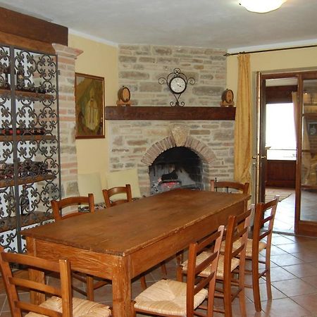 Agriturismo Countryhouse Le Giare Gubbio Exterior photo