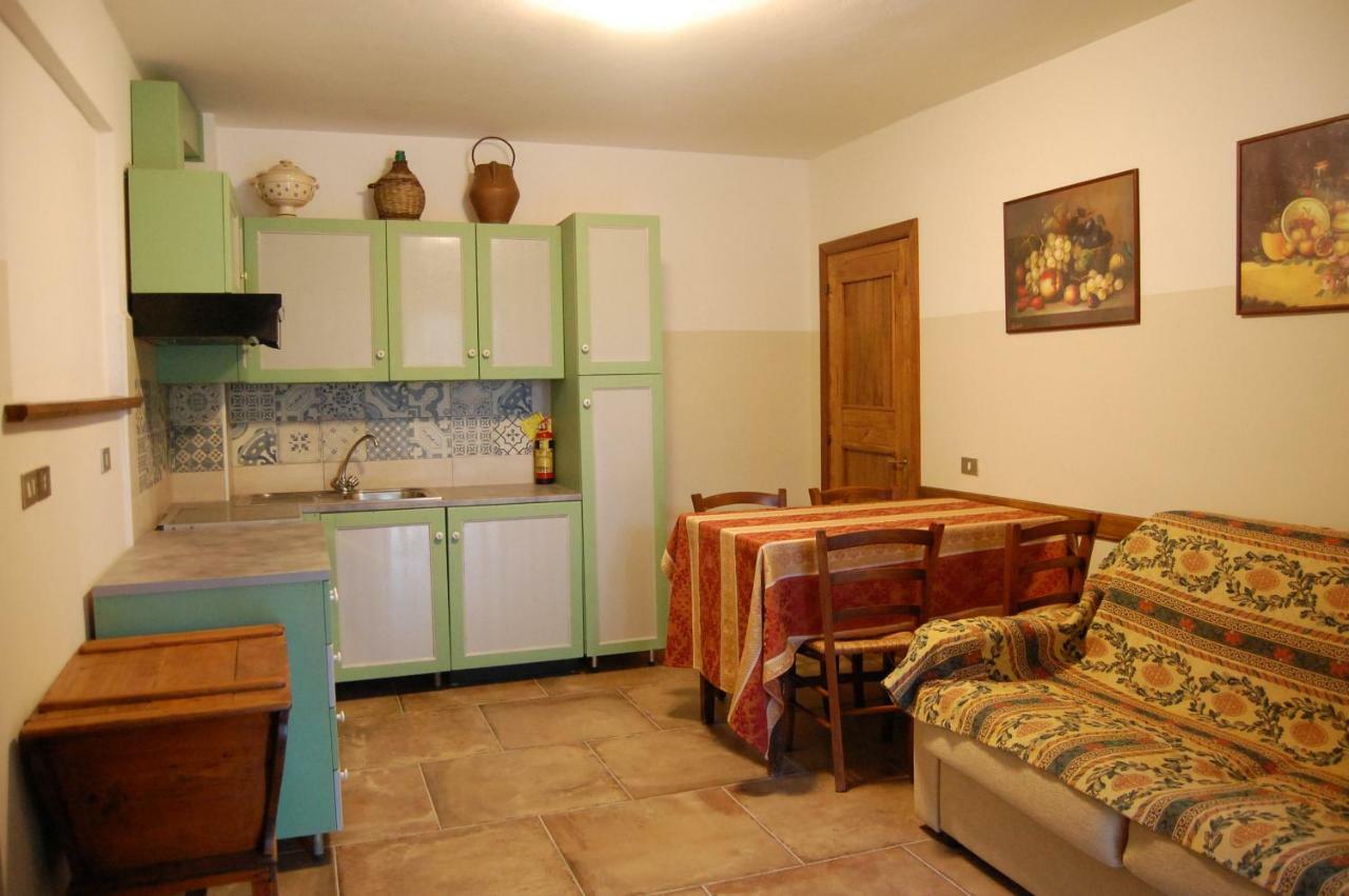 Agriturismo Countryhouse Le Giare Gubbio Exterior photo
