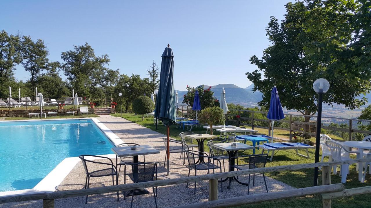 Agriturismo Countryhouse Le Giare Gubbio Exterior photo